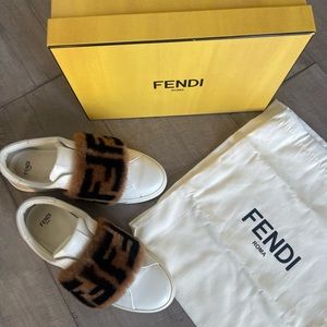 FENDI FF Logo Genuine Leather Shearling Trim Trainer - EU 37